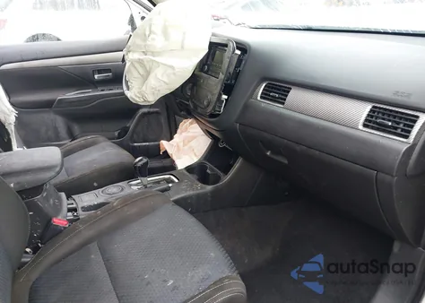 2016 Mitsubishi Outlander Es z USA, uszkodzony, nr VIN JA4AD2A34GZ043074